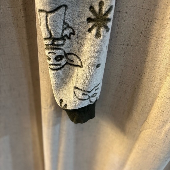 Star Wars Junior Baby Yoda Fleece Soft
PJ Lounge Set. Olive/Army Green Size Jr
M - Picture 9 of 9